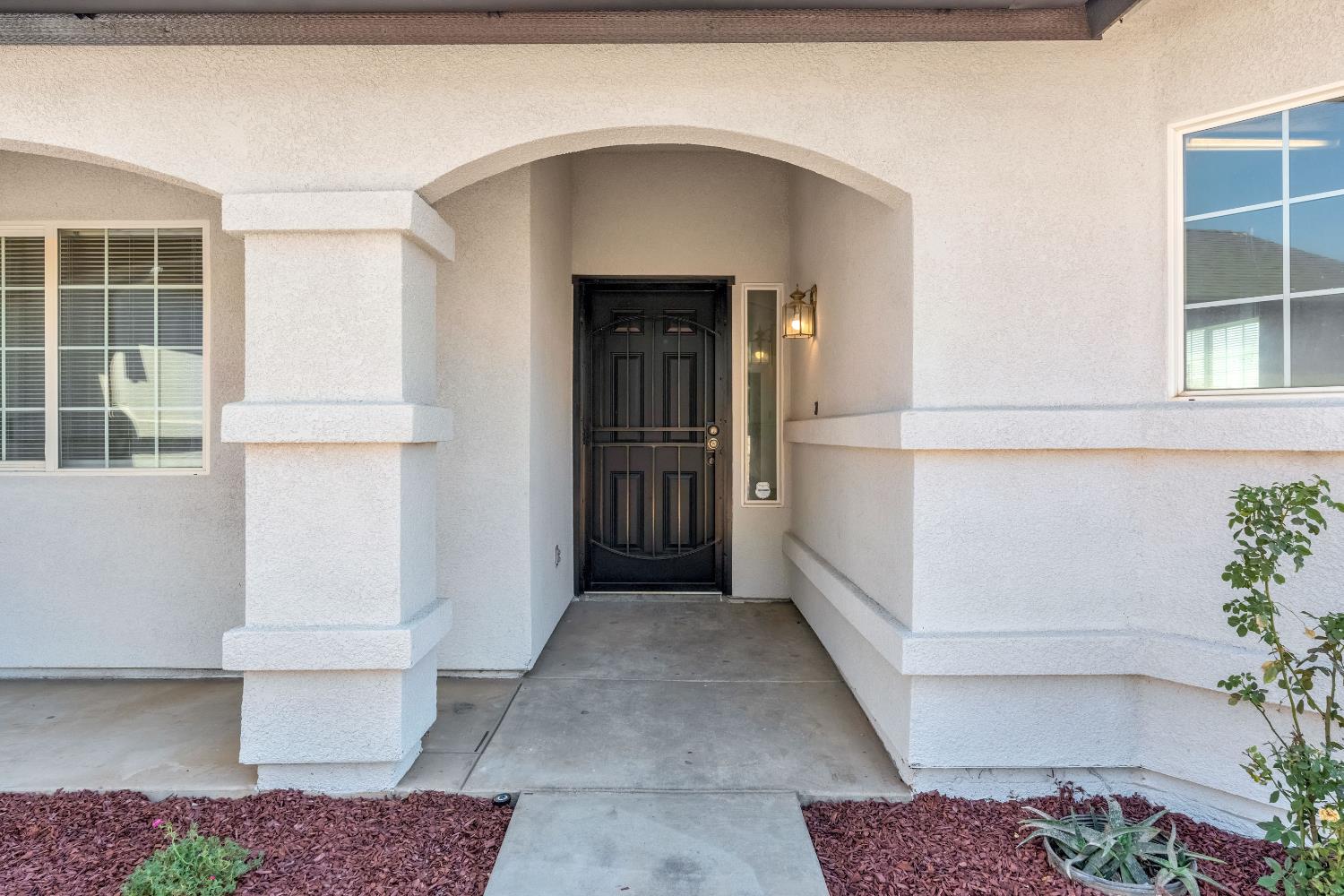 4285 W Saginaw Way, Fresno, CA 93722