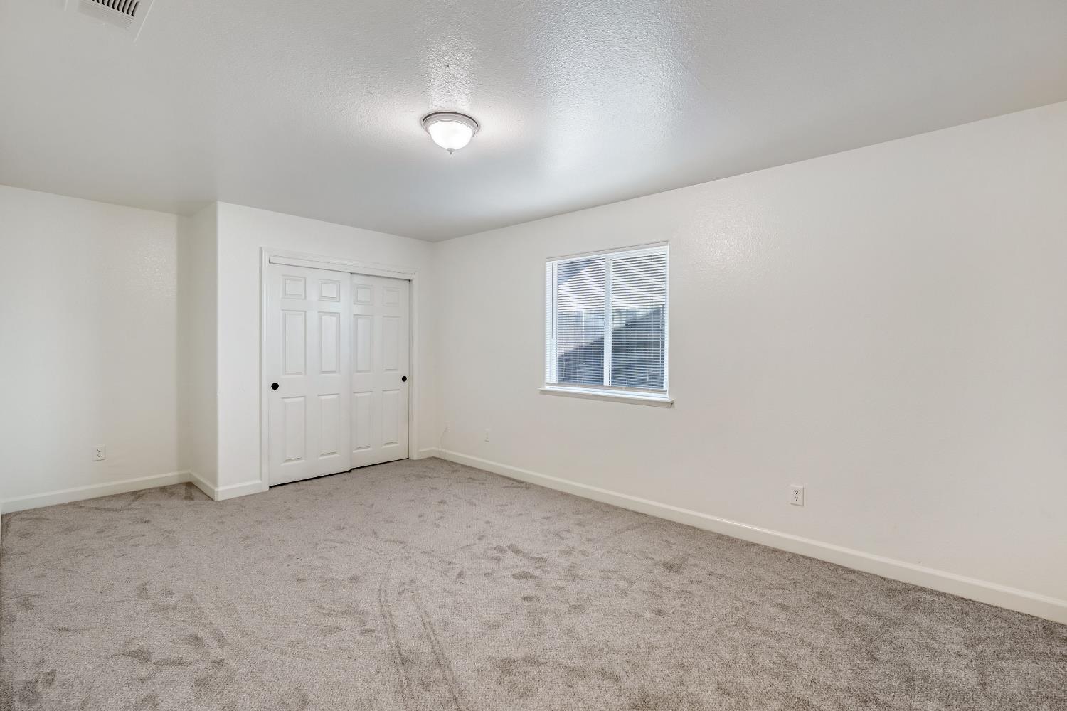 4285 W Saginaw Way, Fresno, CA 93722