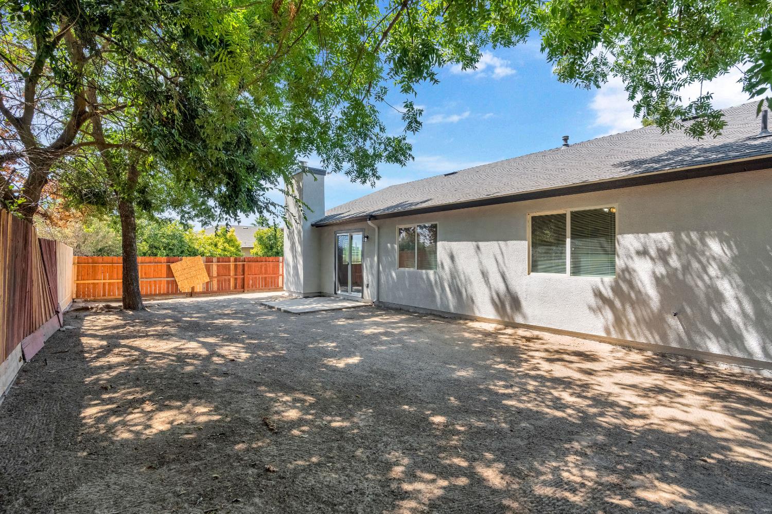 4285 W Saginaw Way, Fresno, CA 93722