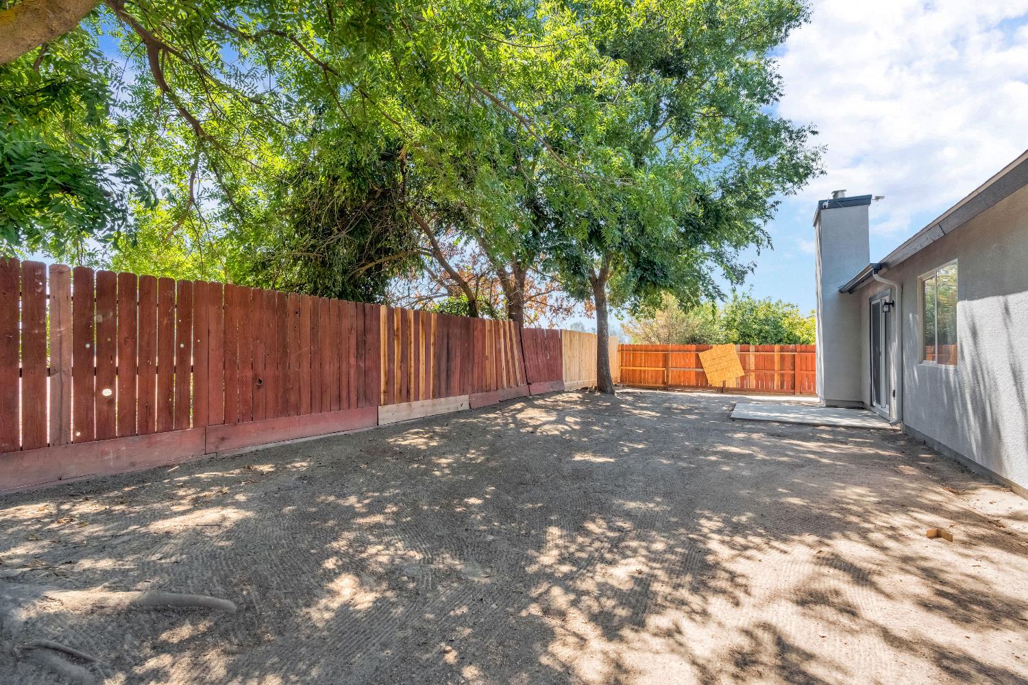4285 W Saginaw Way, Fresno, CA 93722