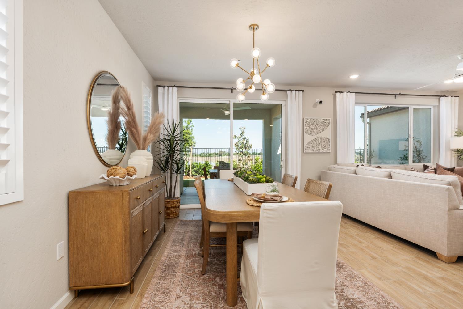 740 Solar Ln, Clovis, CA 93619