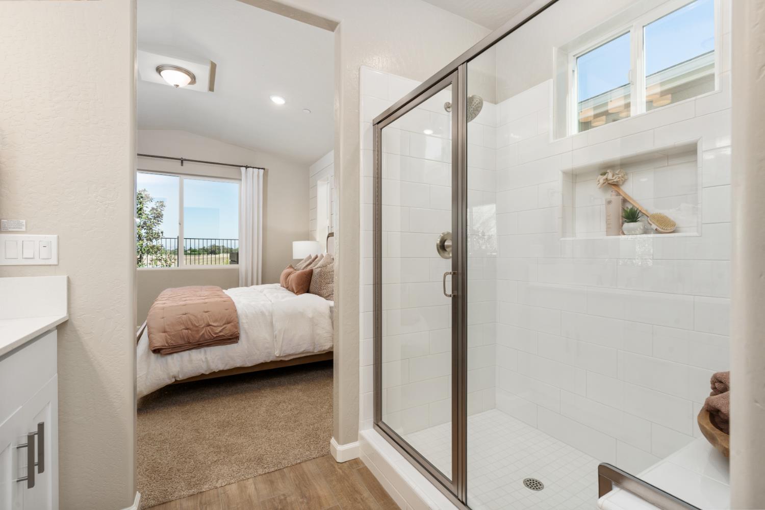 740 Solar Ln, Clovis, CA 93619