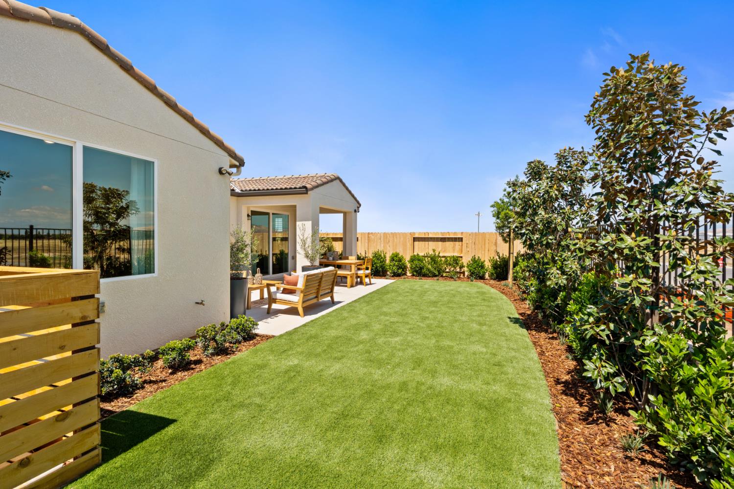 740 Solar Ln, Clovis, CA 93619
