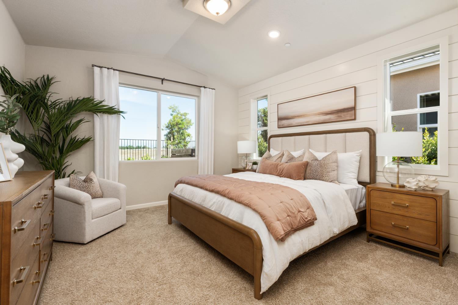 724 Solar Ln, Clovis, CA 93619