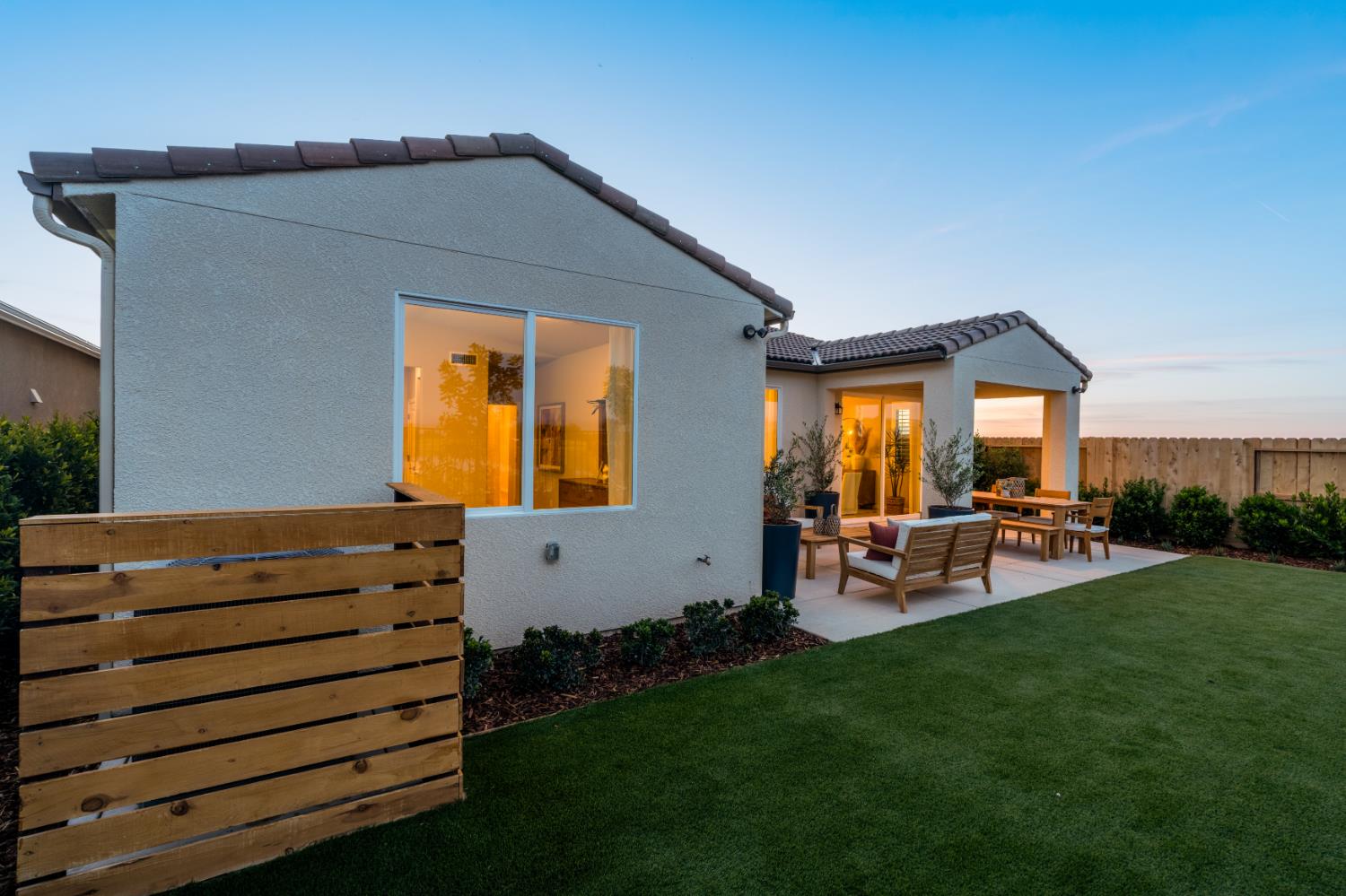 724 Solar Ln, Clovis, CA 93619