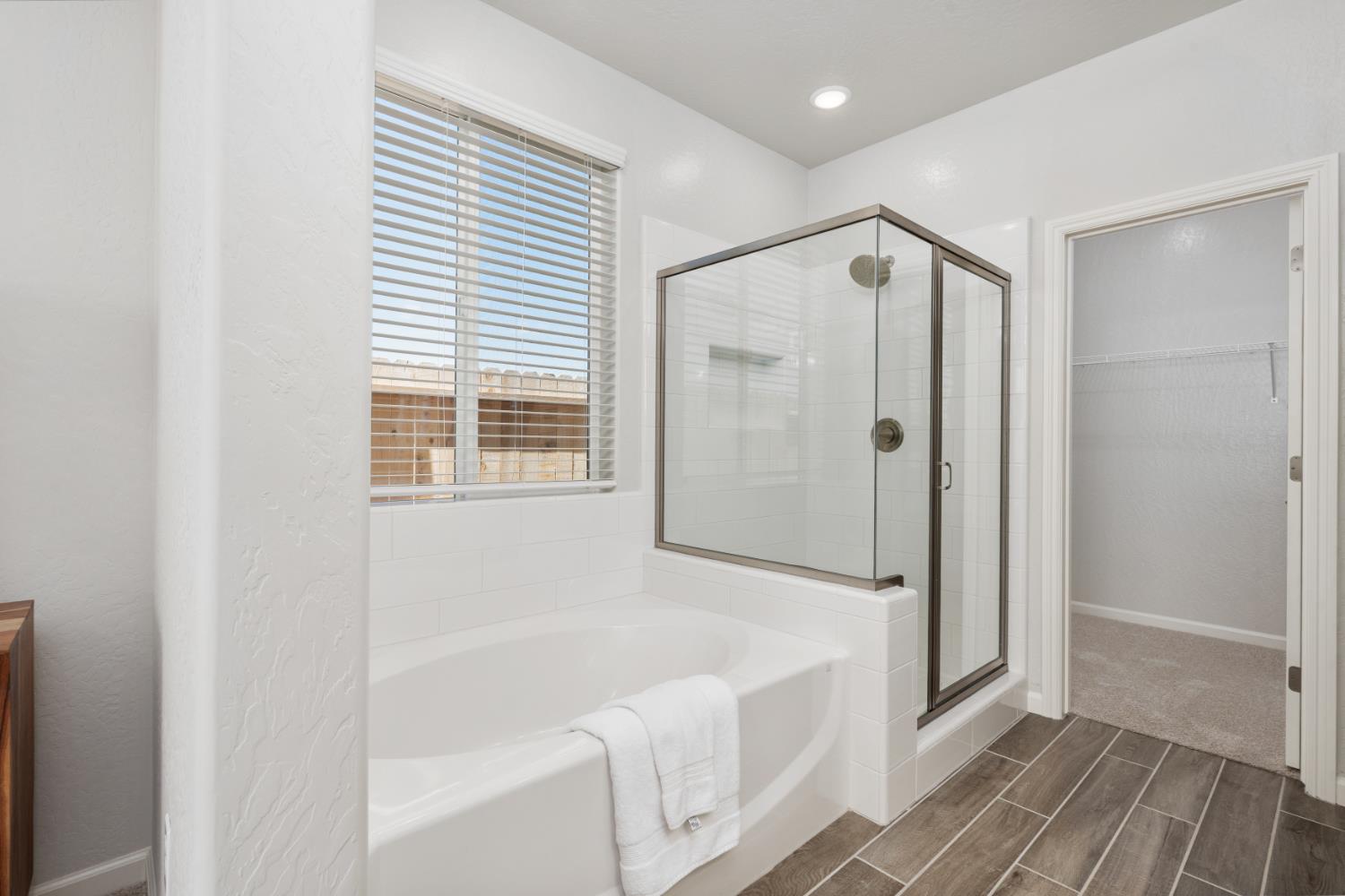 708 Solar Ln, Clovis, CA 93619