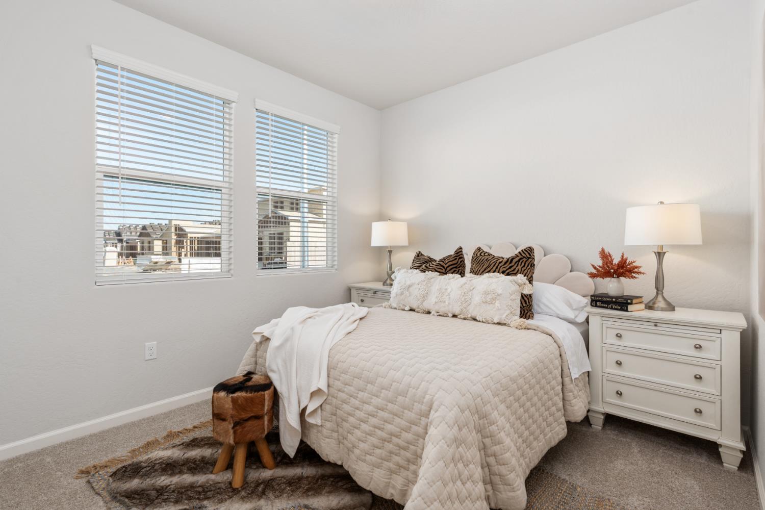 676 Solar Ln, Clovis, CA 93619
