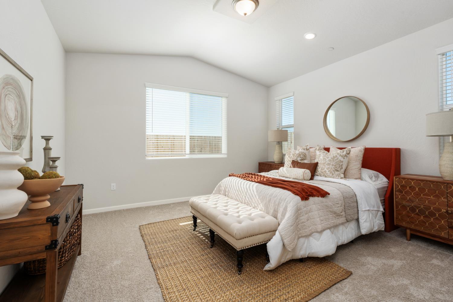 676 Solar Ln, Clovis, CA 93619