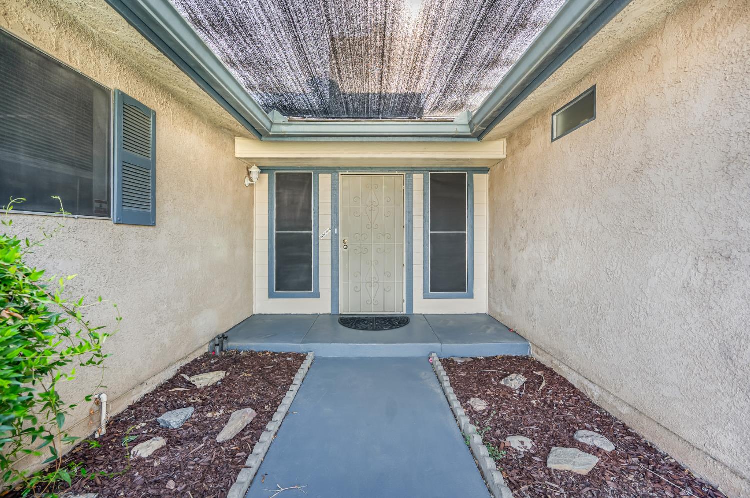 6466 N Mitre Ave, Fresno, CA 93722
