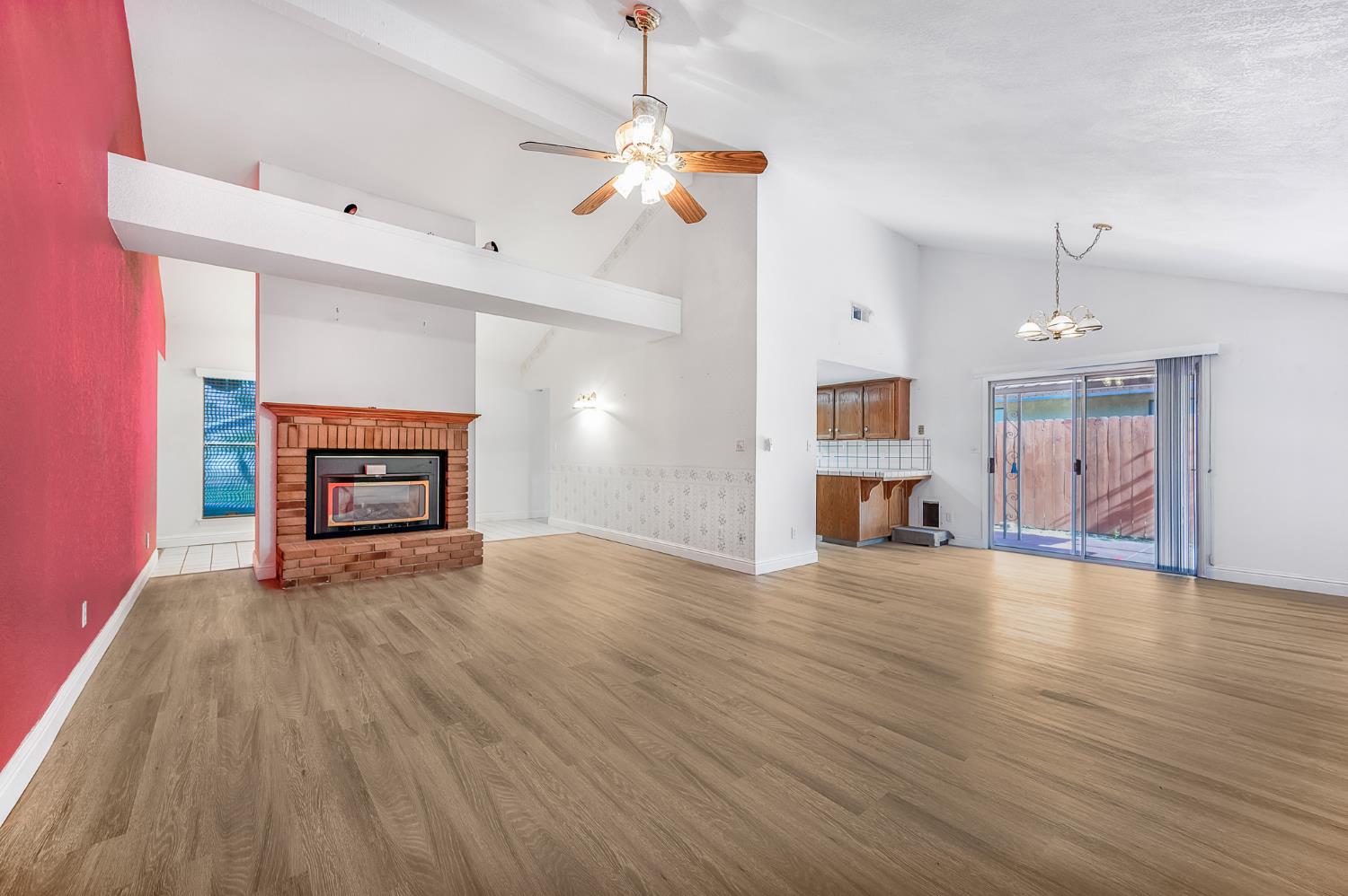 6466 N Mitre Ave, Fresno, CA 93722