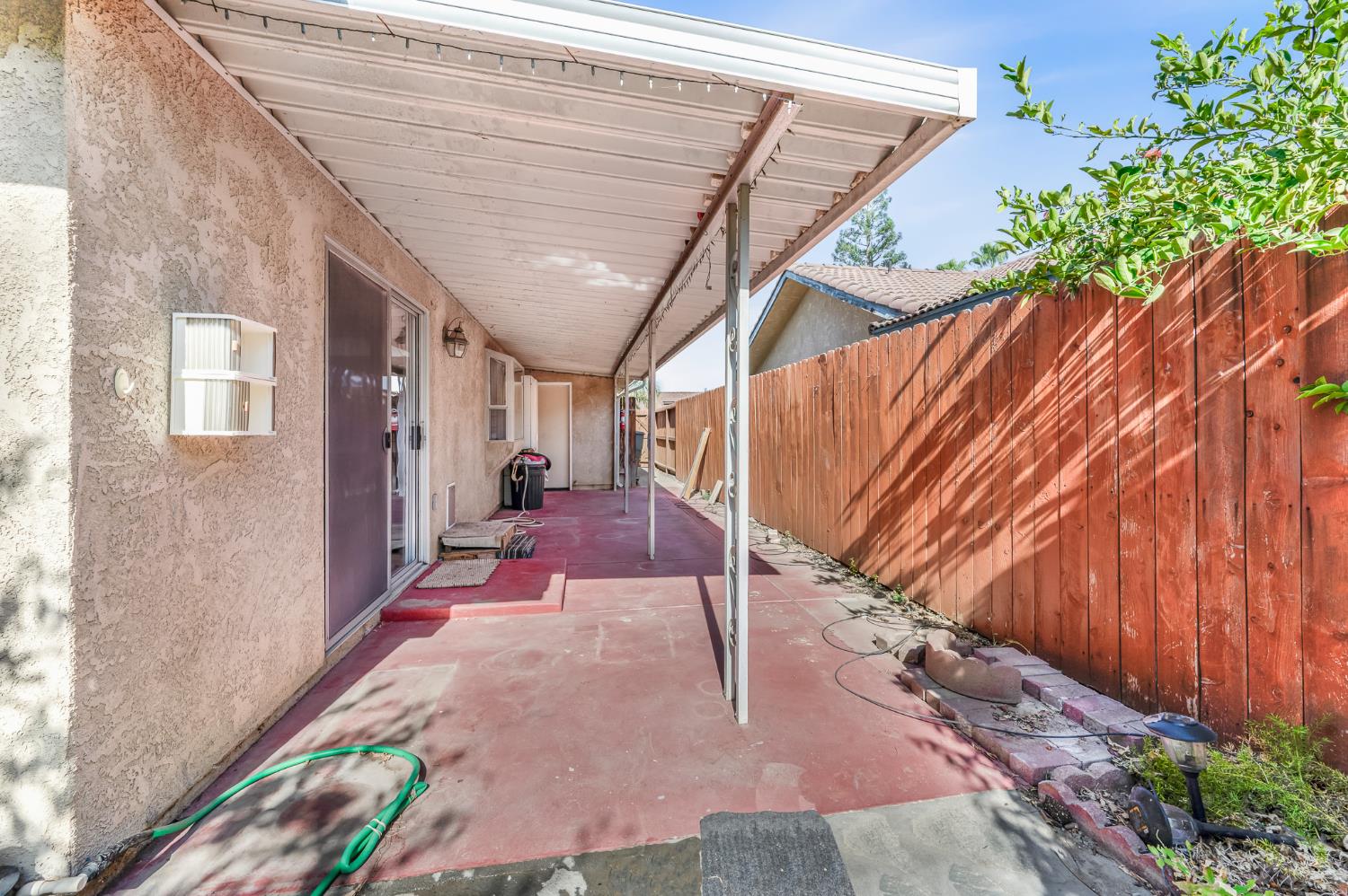 6466 N Mitre Ave, Fresno, CA 93722