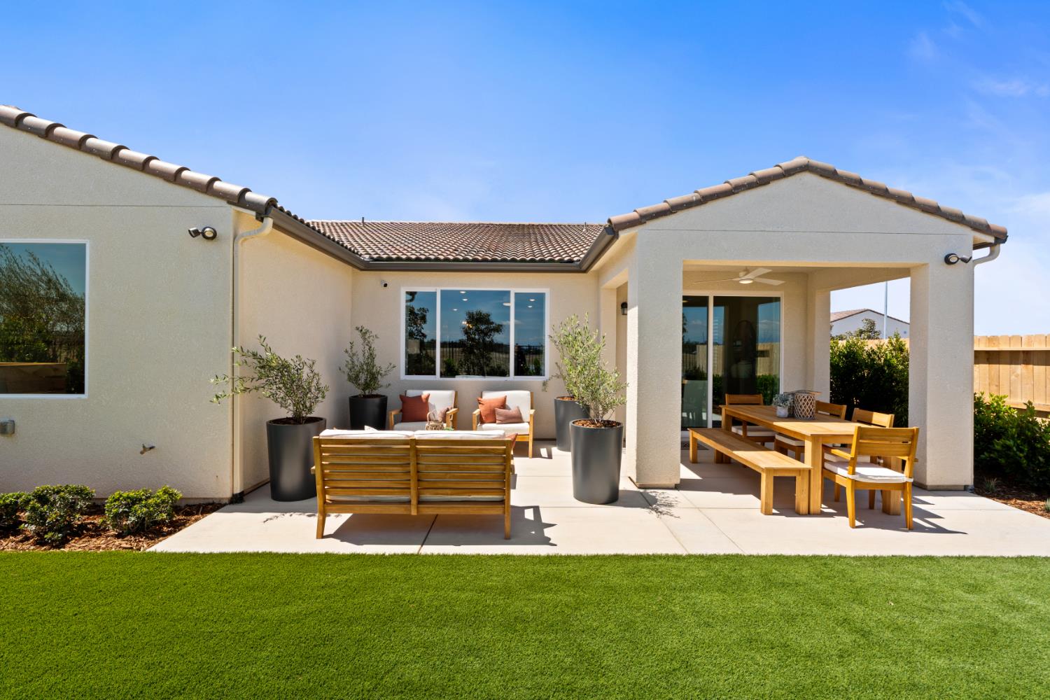 644 Solar Ln, Clovis, CA 93619