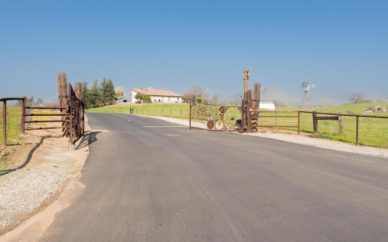 0 0 Oak Knoll Ln, Clovis, CA 93619