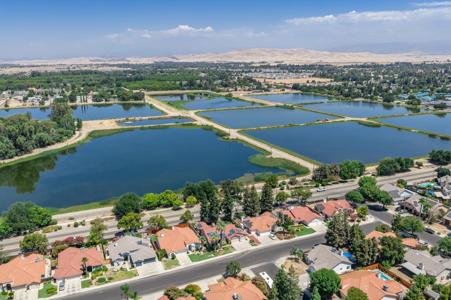 923 Oak Avenue, Clovis, CA 93611