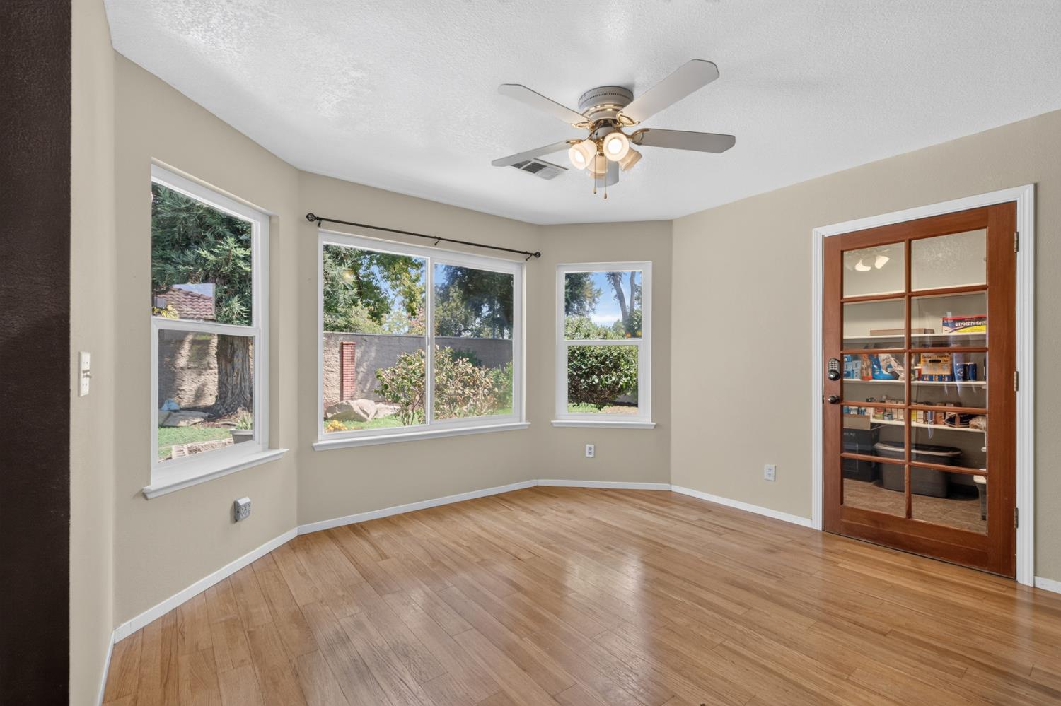 923 Oak Avenue, Clovis, CA 93611