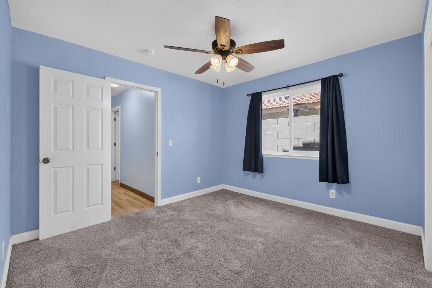 923 Oak Avenue, Clovis, CA 93611