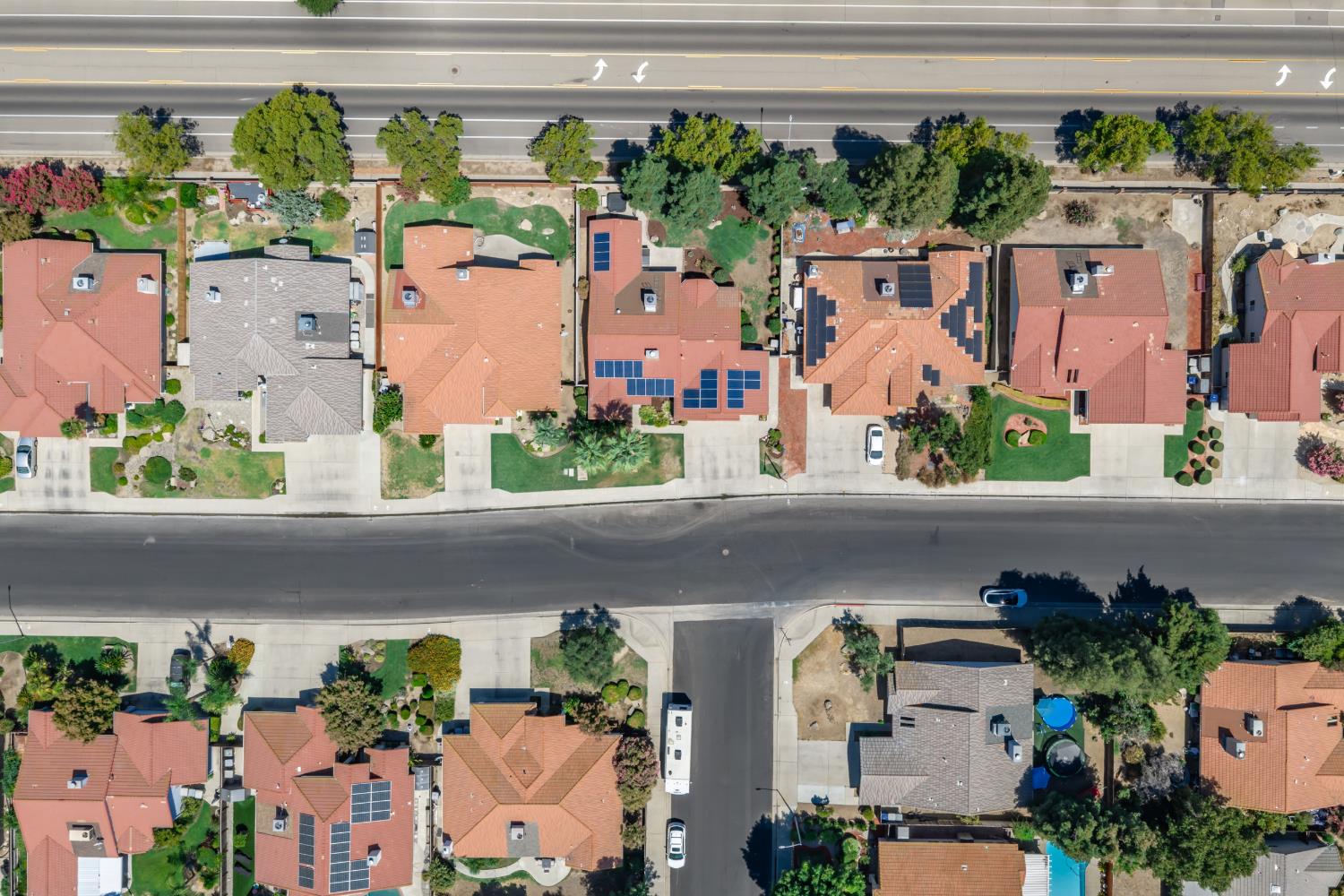 923 Oak Avenue, Clovis, CA 93611