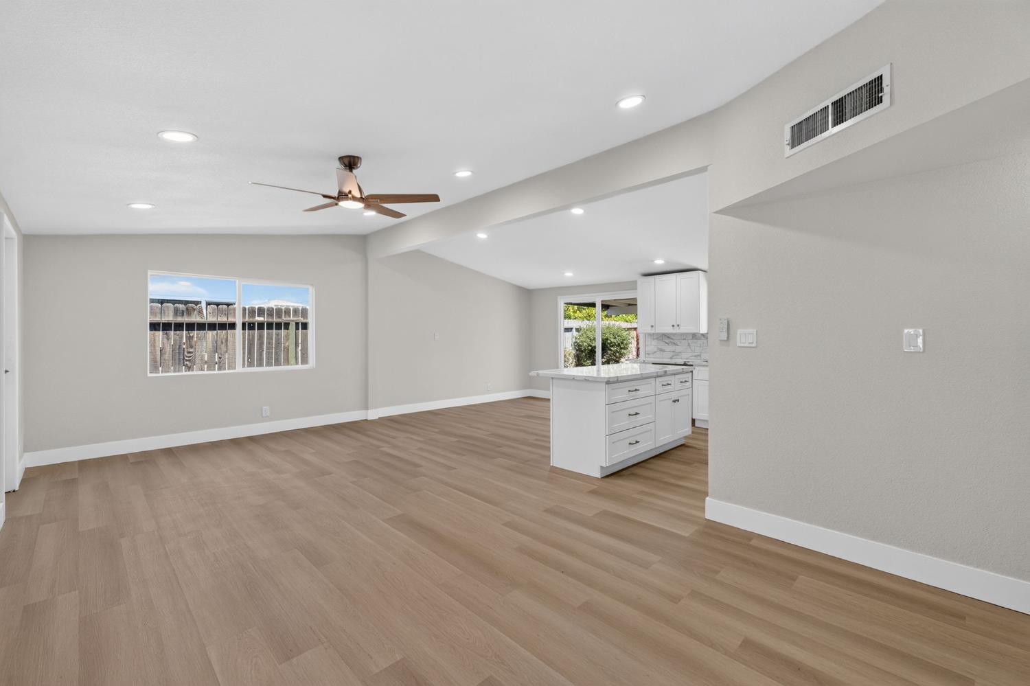 125 Pico Ave, Clovis, CA 93612