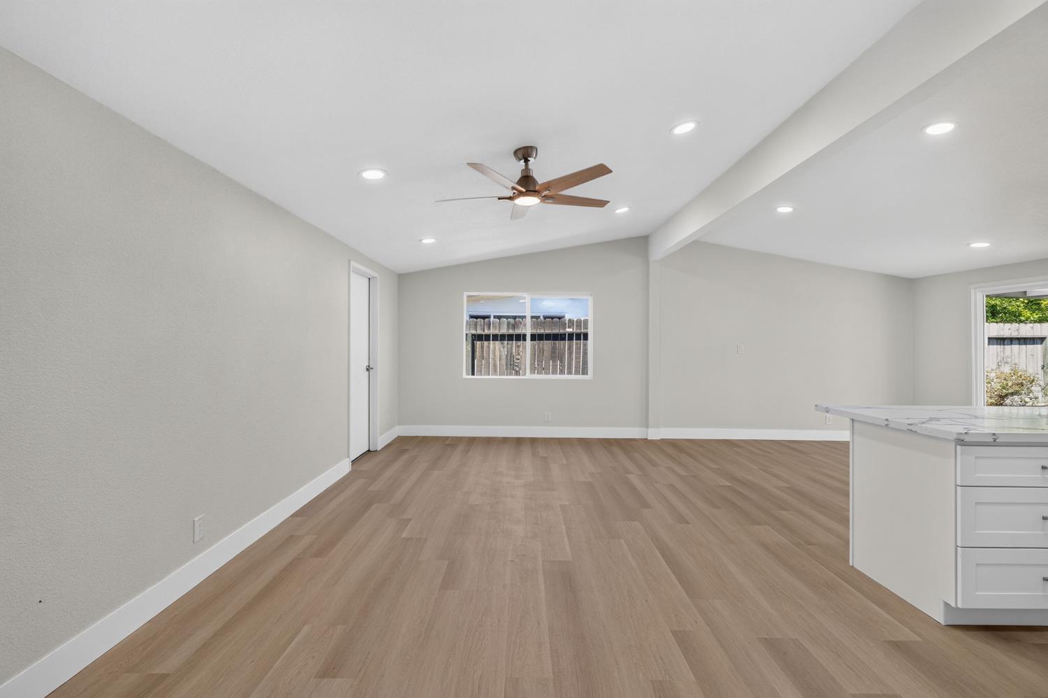 125 Pico Ave, Clovis, CA 93612
