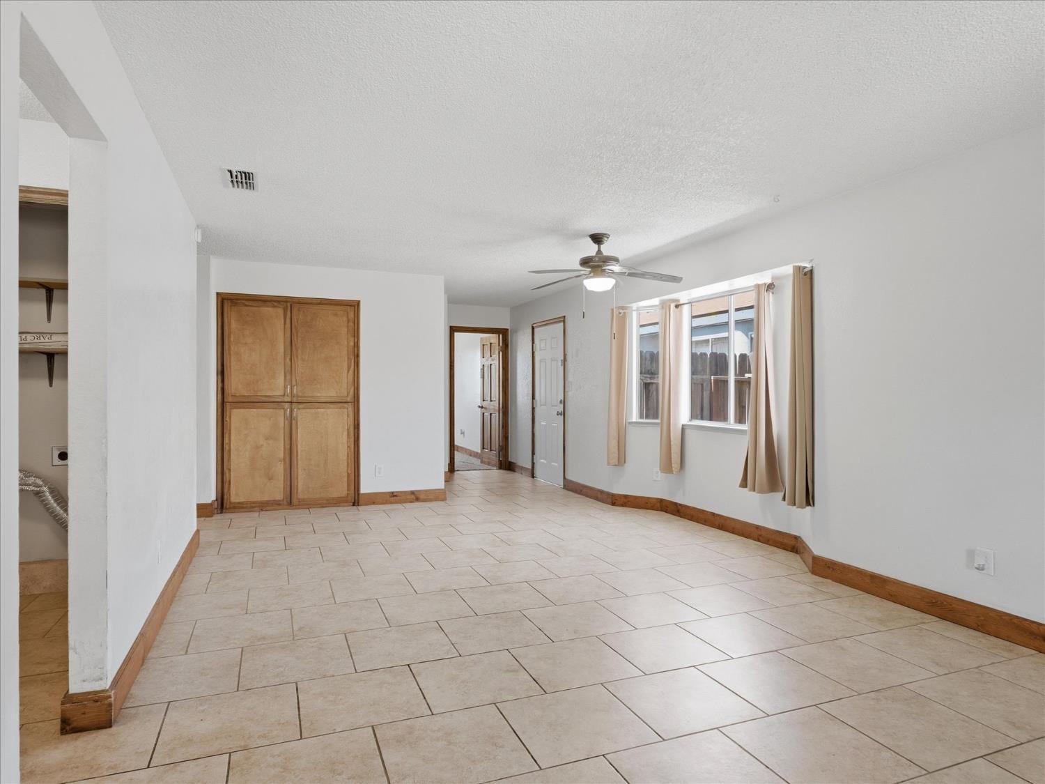 4036 N Cornelia Ave, Fresno, CA 93722