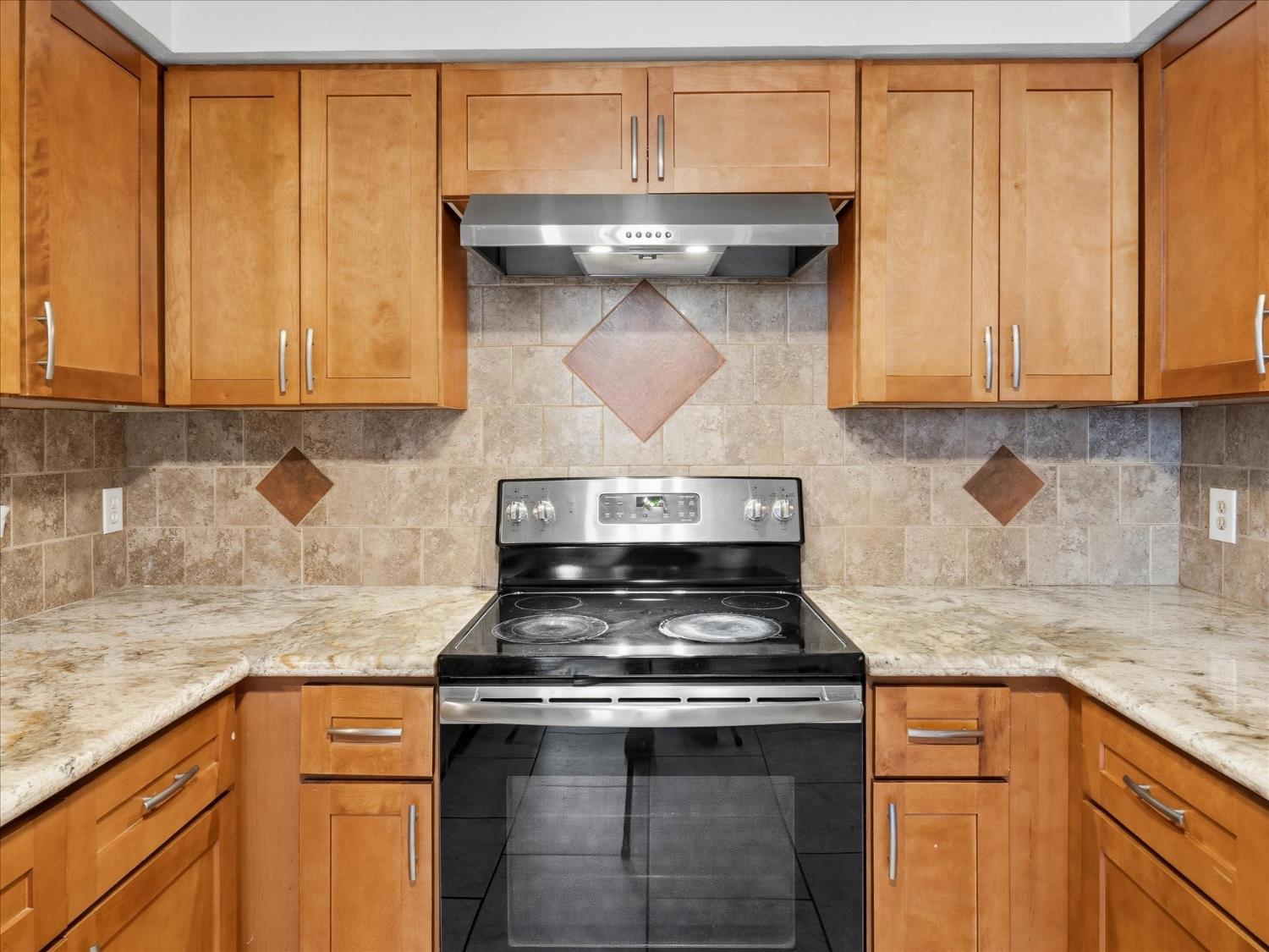4036 N Cornelia Ave, Fresno, CA 93722