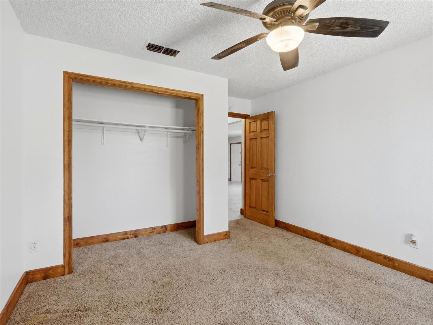 4036 N Cornelia Ave, Fresno, CA 93722