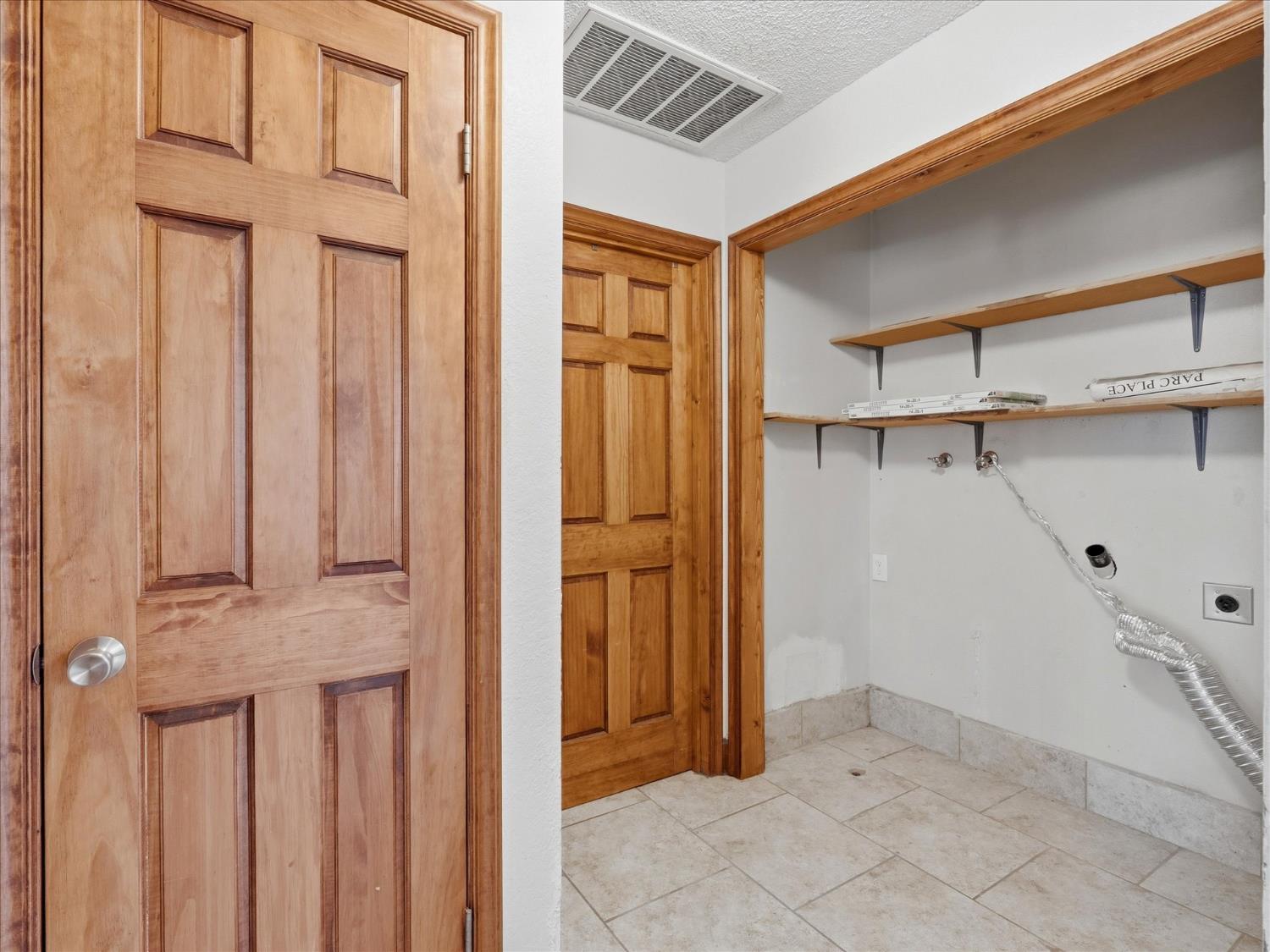 4036 N Cornelia Ave, Fresno, CA 93722