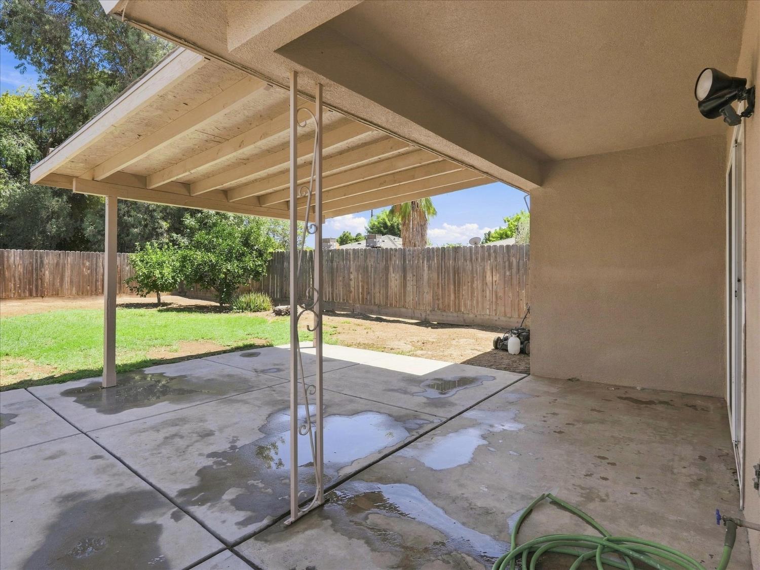 4036 N Cornelia Ave, Fresno, CA 93722