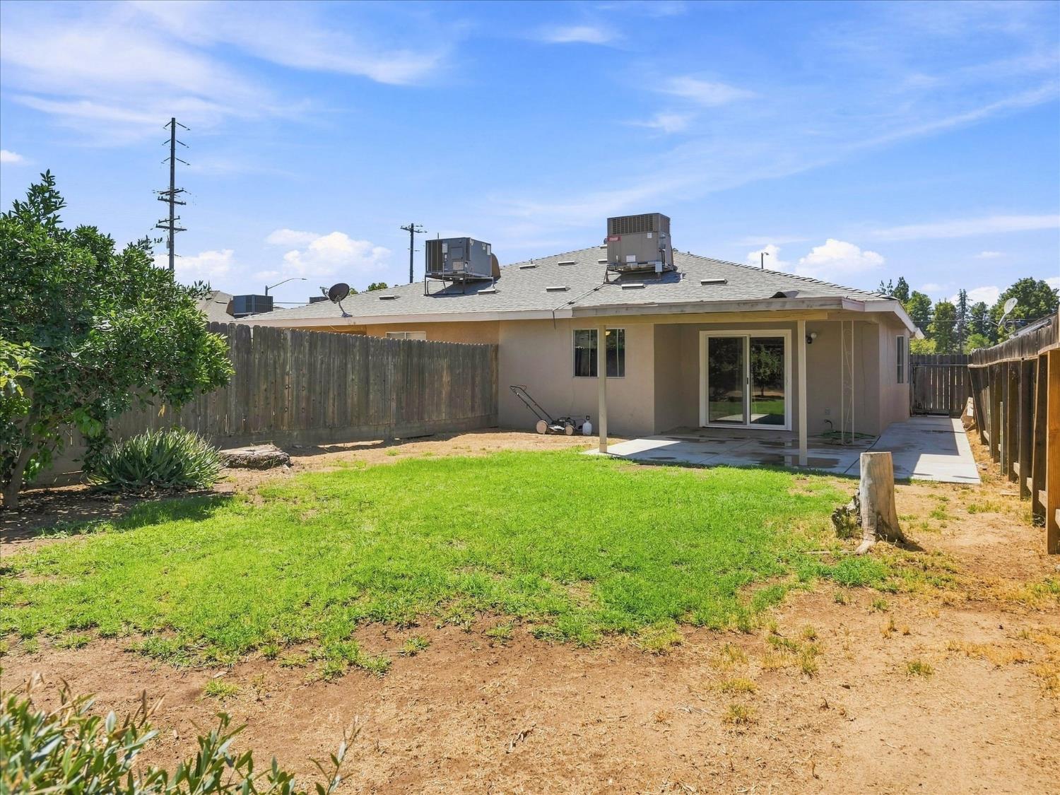 4036 N Cornelia Ave, Fresno, CA 93722