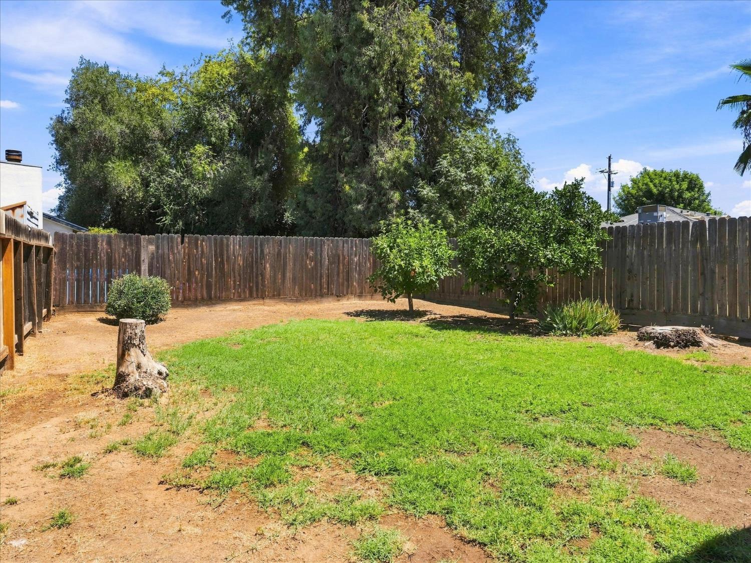 4036 N Cornelia Ave, Fresno, CA 93722