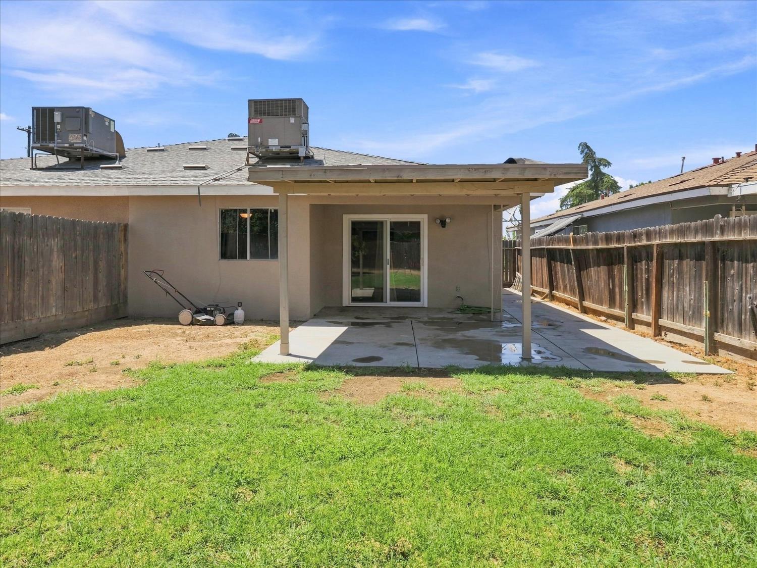 4036 N Cornelia Ave, Fresno, CA 93722