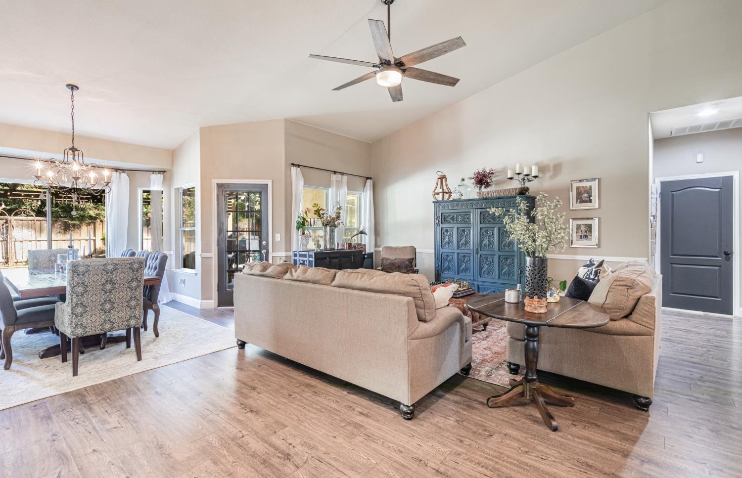 197 Moody Ave, Clovis, CA 93619
