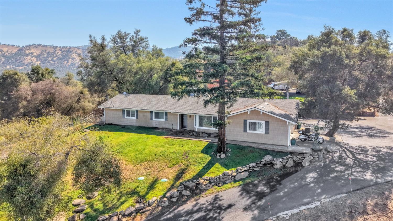 36515 Wells Rd, Coarsegold, CA 93614