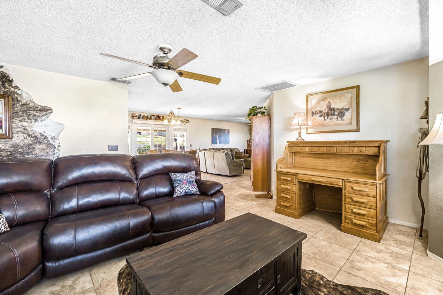 36515 Wells Rd, Coarsegold, CA 93614