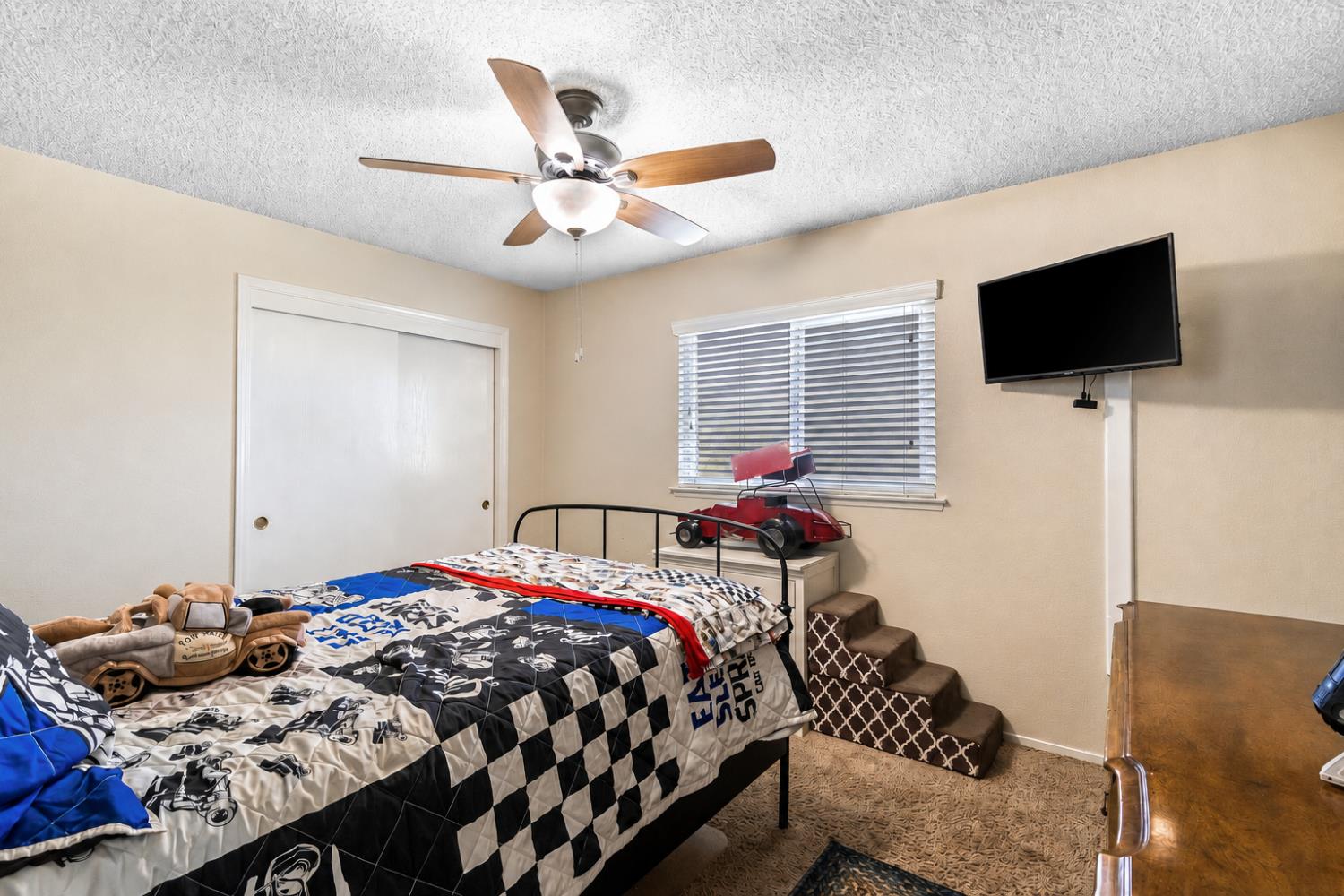36515 Wells Rd, Coarsegold, CA 93614