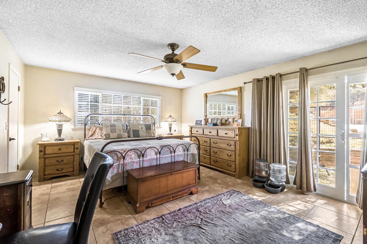 36515 Wells Rd, Coarsegold, CA 93614