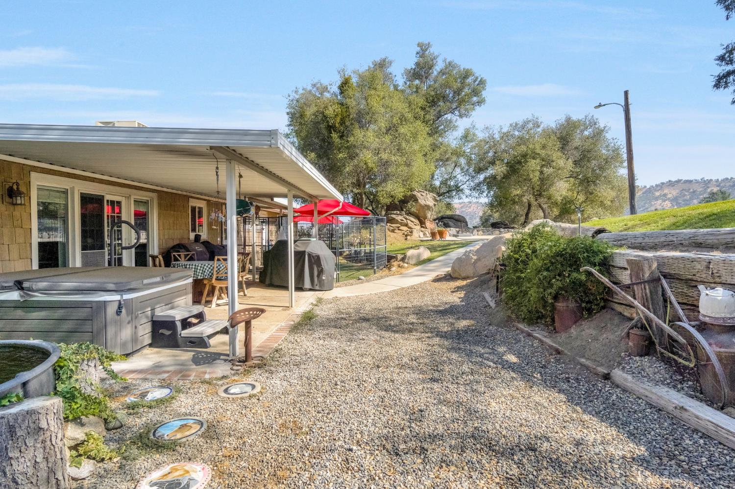 36515 Wells Rd, Coarsegold, CA 93614