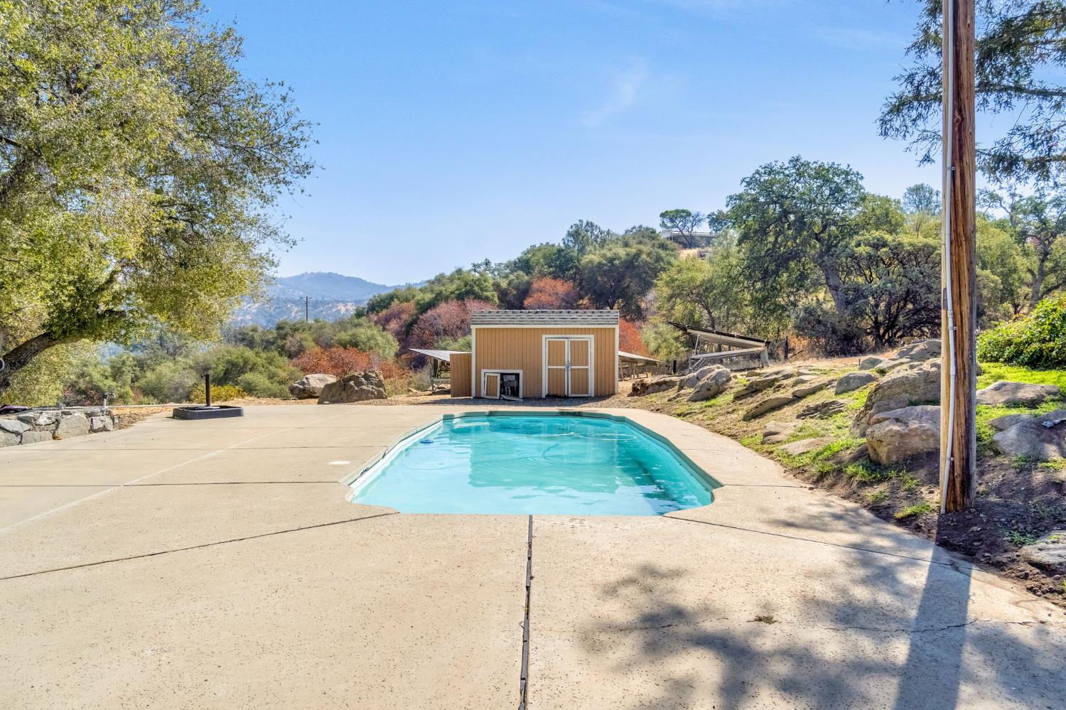 36515 Wells Rd, Coarsegold, CA 93614