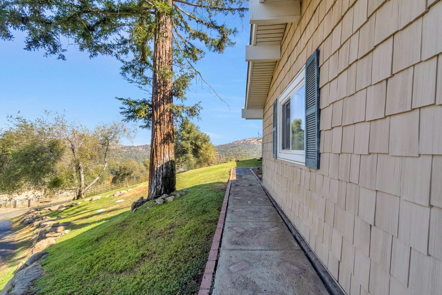 36515 Wells Rd, Coarsegold, CA 93614