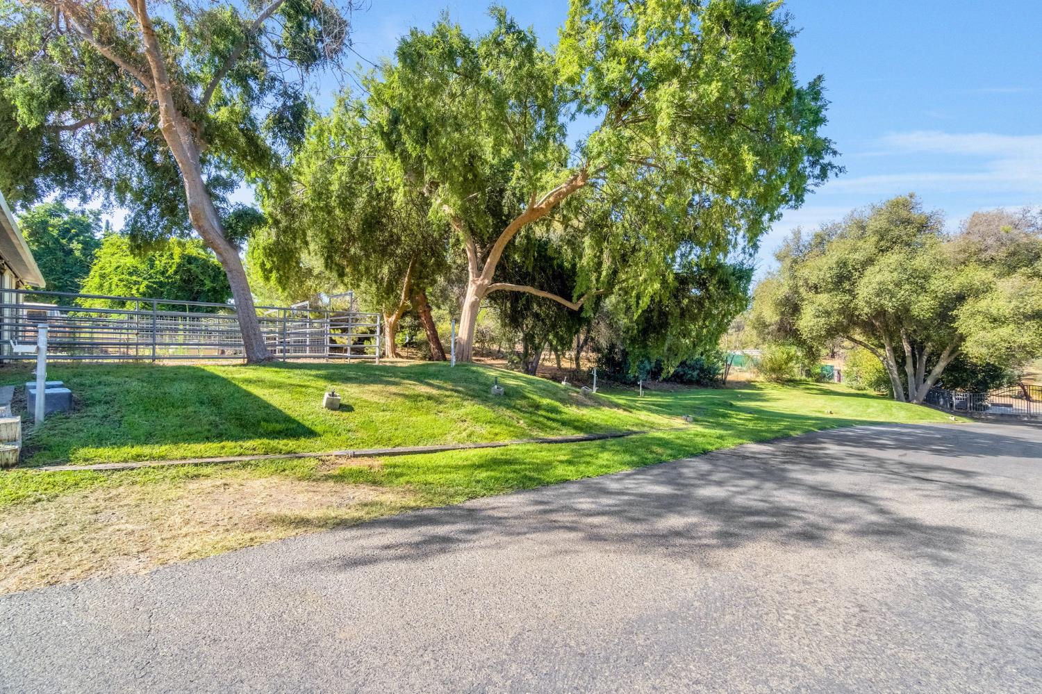 36515 Wells Rd, Coarsegold, CA 93614