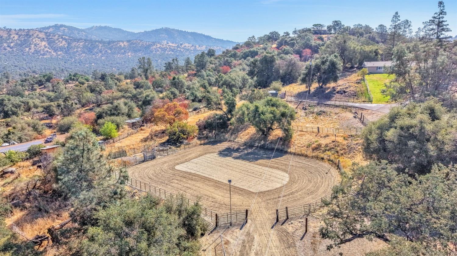 36515 Wells Rd, Coarsegold, CA 93614