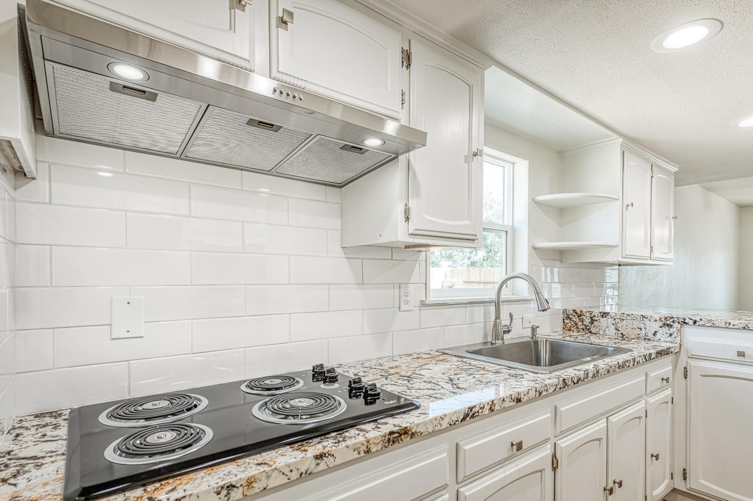 1651 5Th St, Clovis, CA 93611