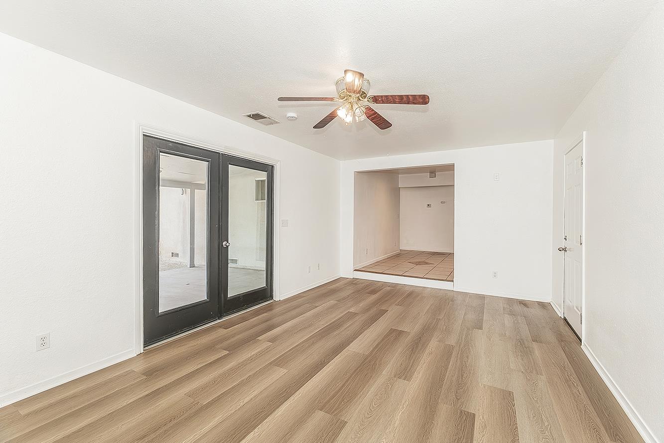 854 W Rialto Ave, Clovis, CA 93612