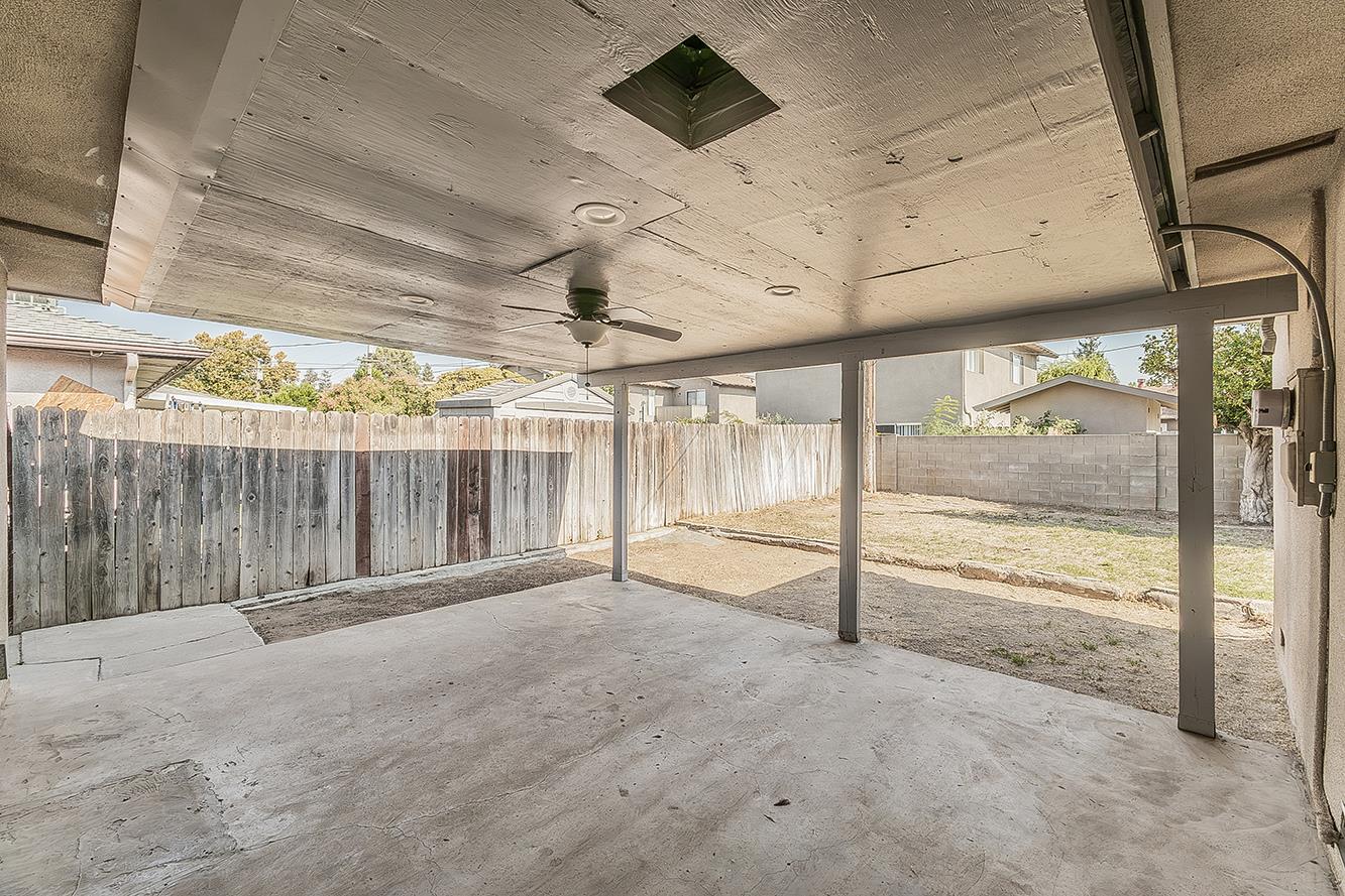 854 W Rialto Ave, Clovis, CA 93612