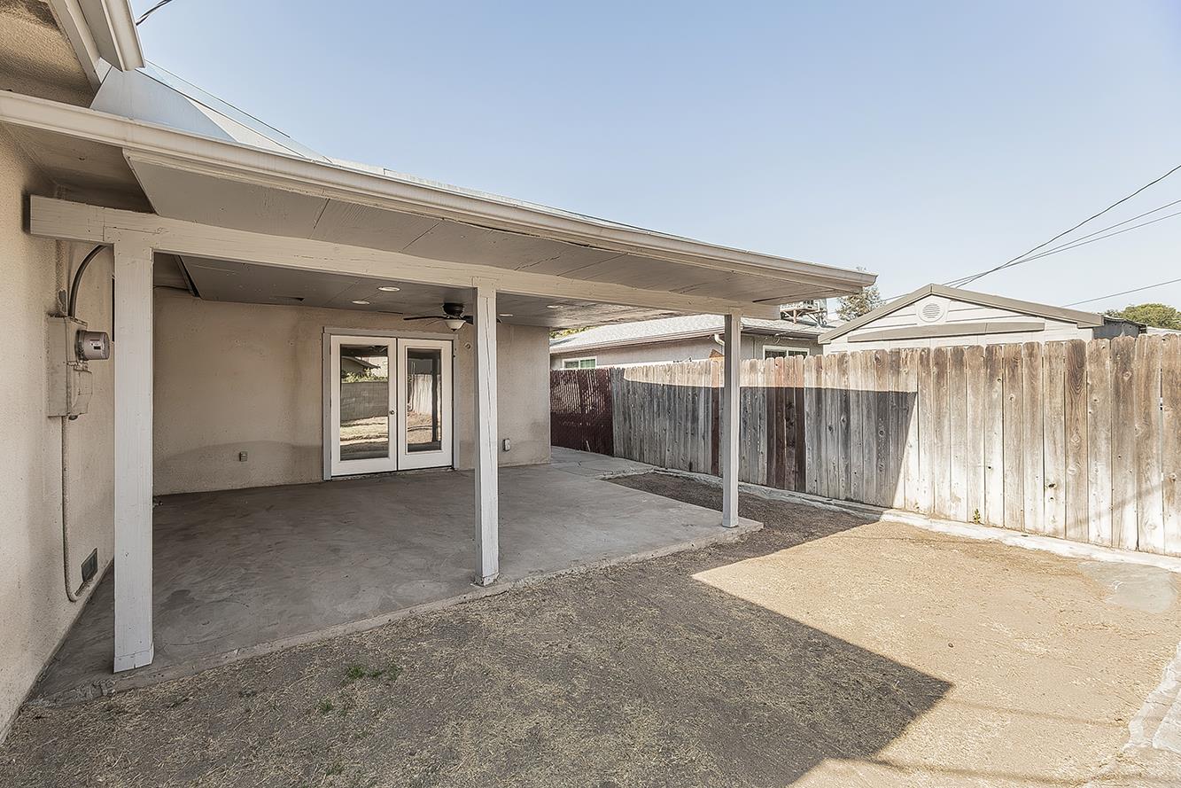 854 W Rialto Ave, Clovis, CA 93612