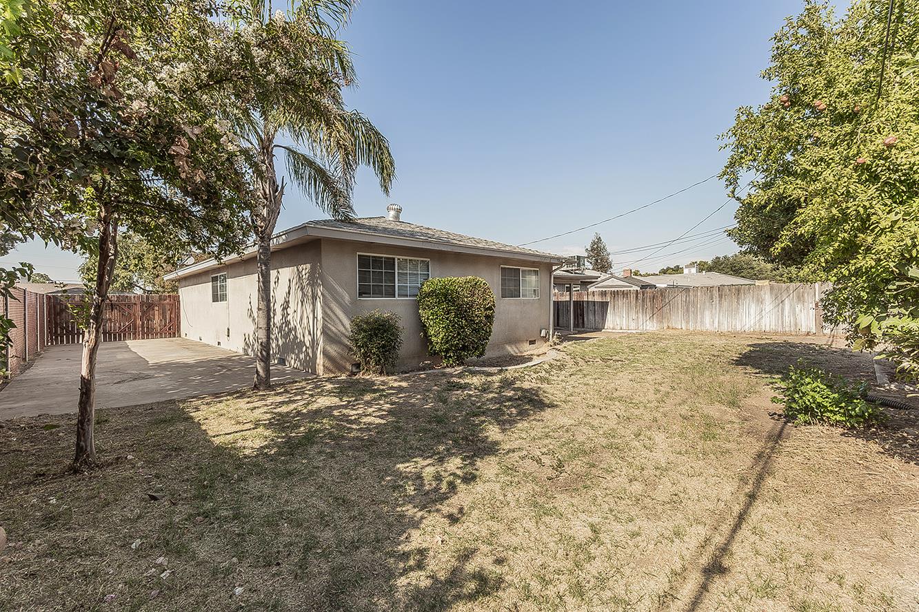 854 W Rialto Ave, Clovis, CA 93612