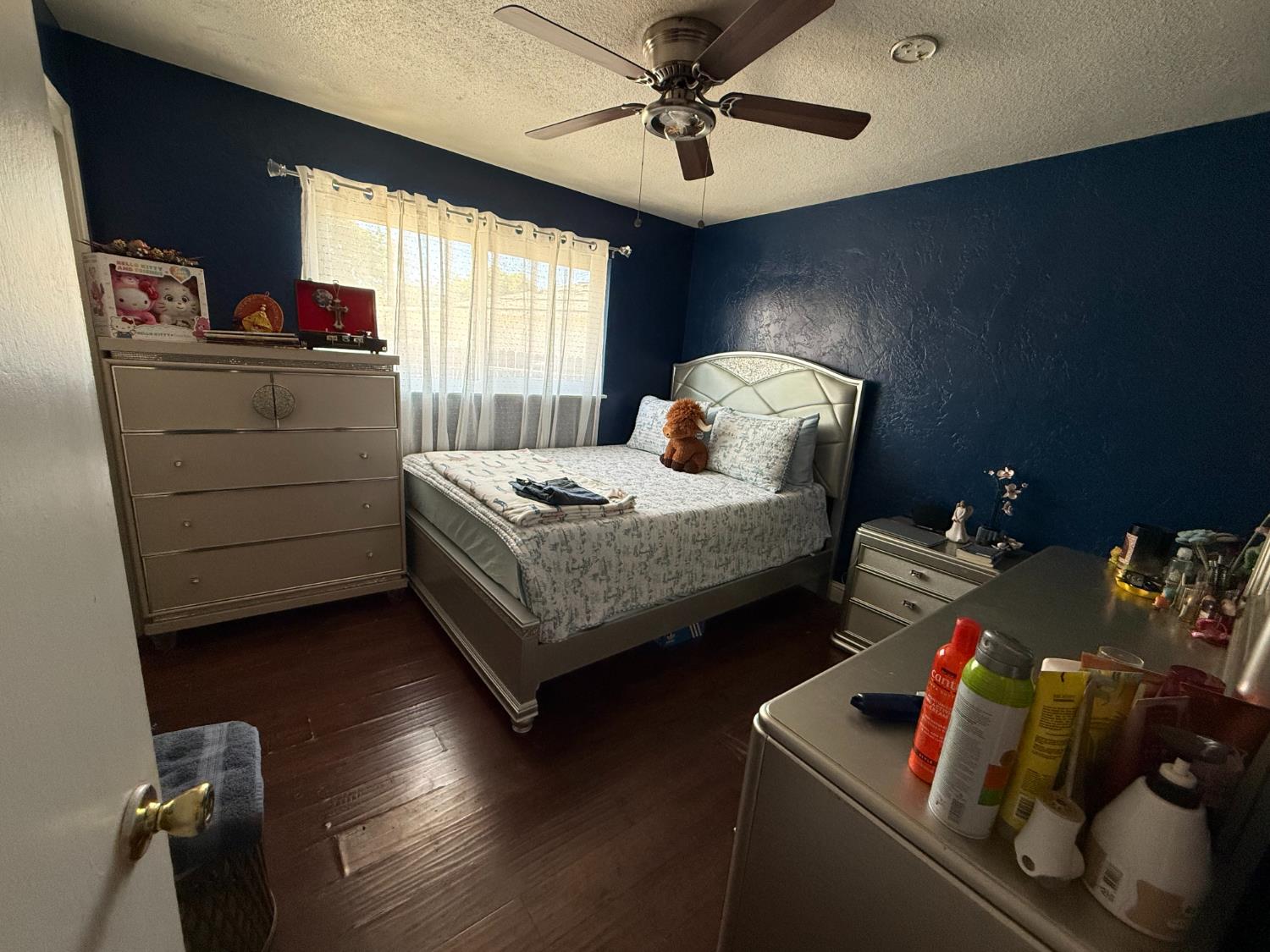 3858 E Dakota Ave, Fresno, CA 93726