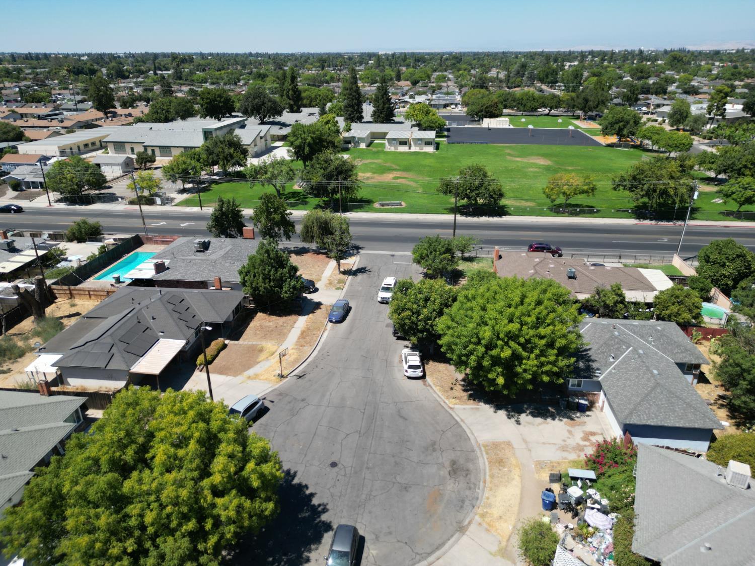 3858 E Dakota Ave, Fresno, CA 93726