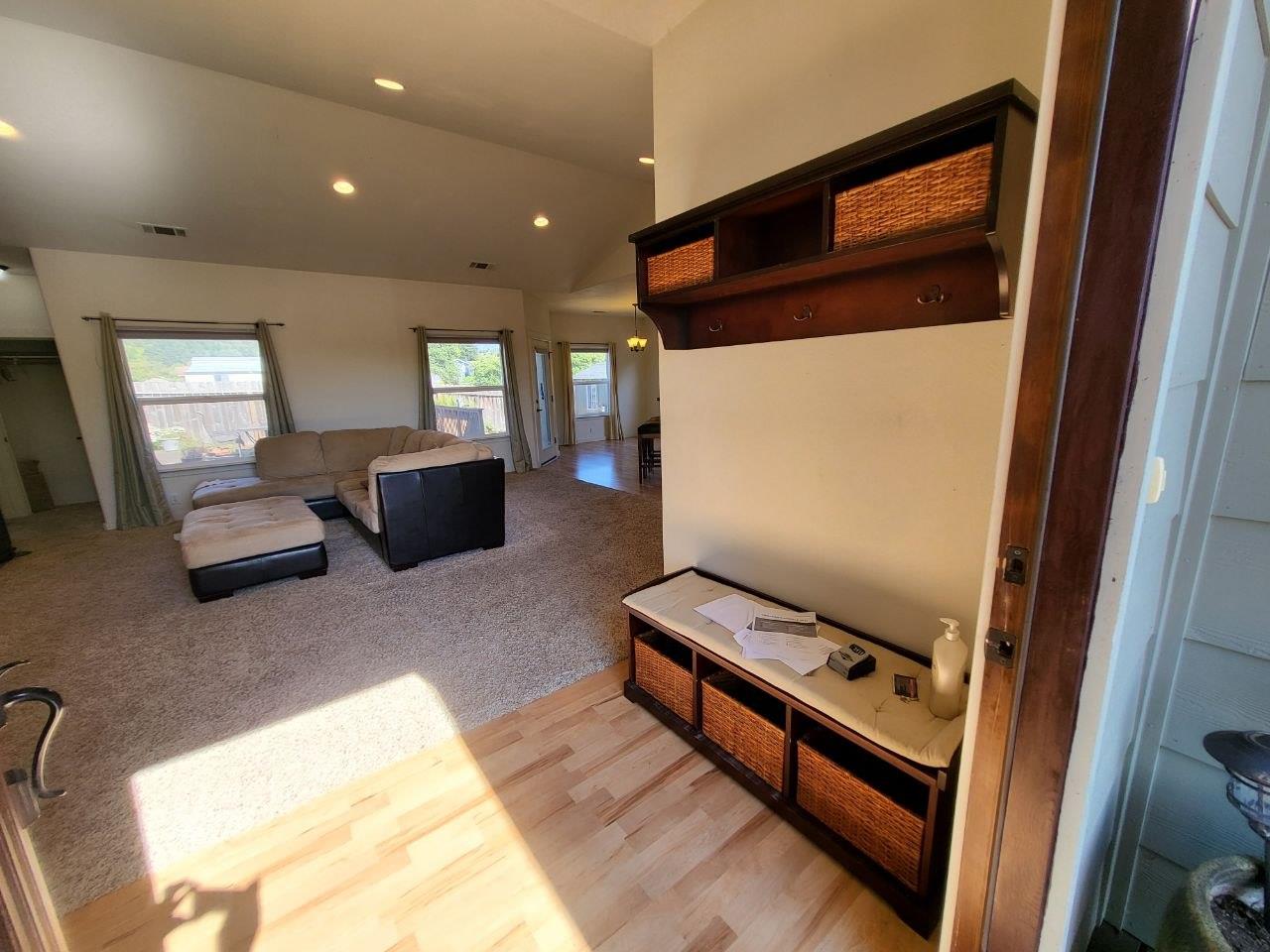 479 Kendall Ct, Out Of Area, CA 95540
