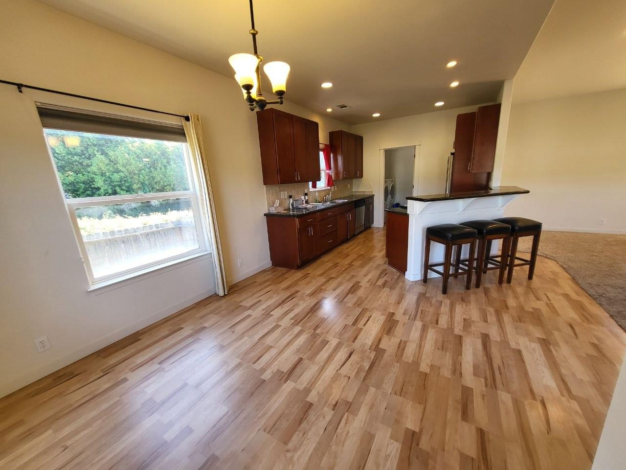 479 Kendall Ct, Out Of Area, CA 95540